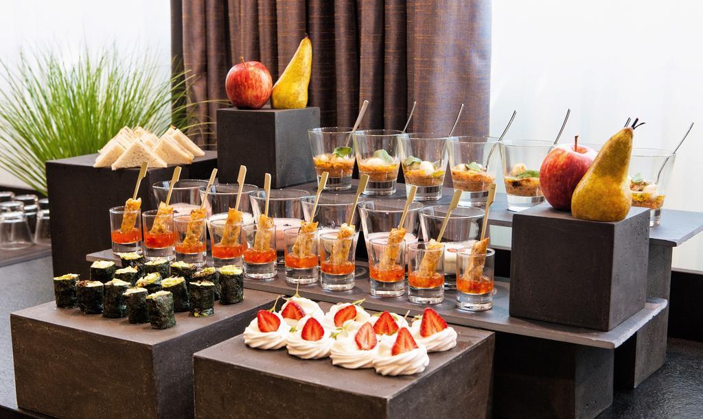 Centennial Nexus Hotel טאלין מראה חיצוני תמונה