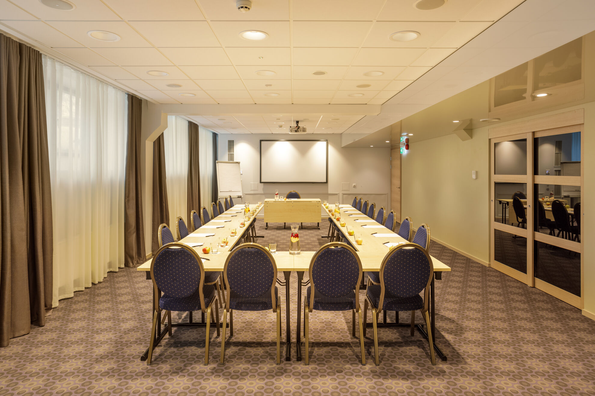 Centennial Nexus Hotel טאלין מראה חיצוני תמונה